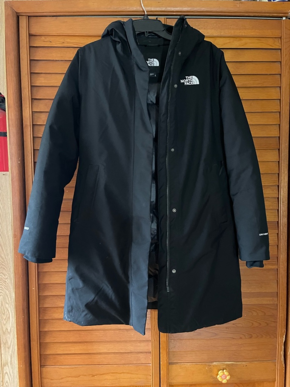 The North Face Women’s Arctic Parka . Size M Women 
#385